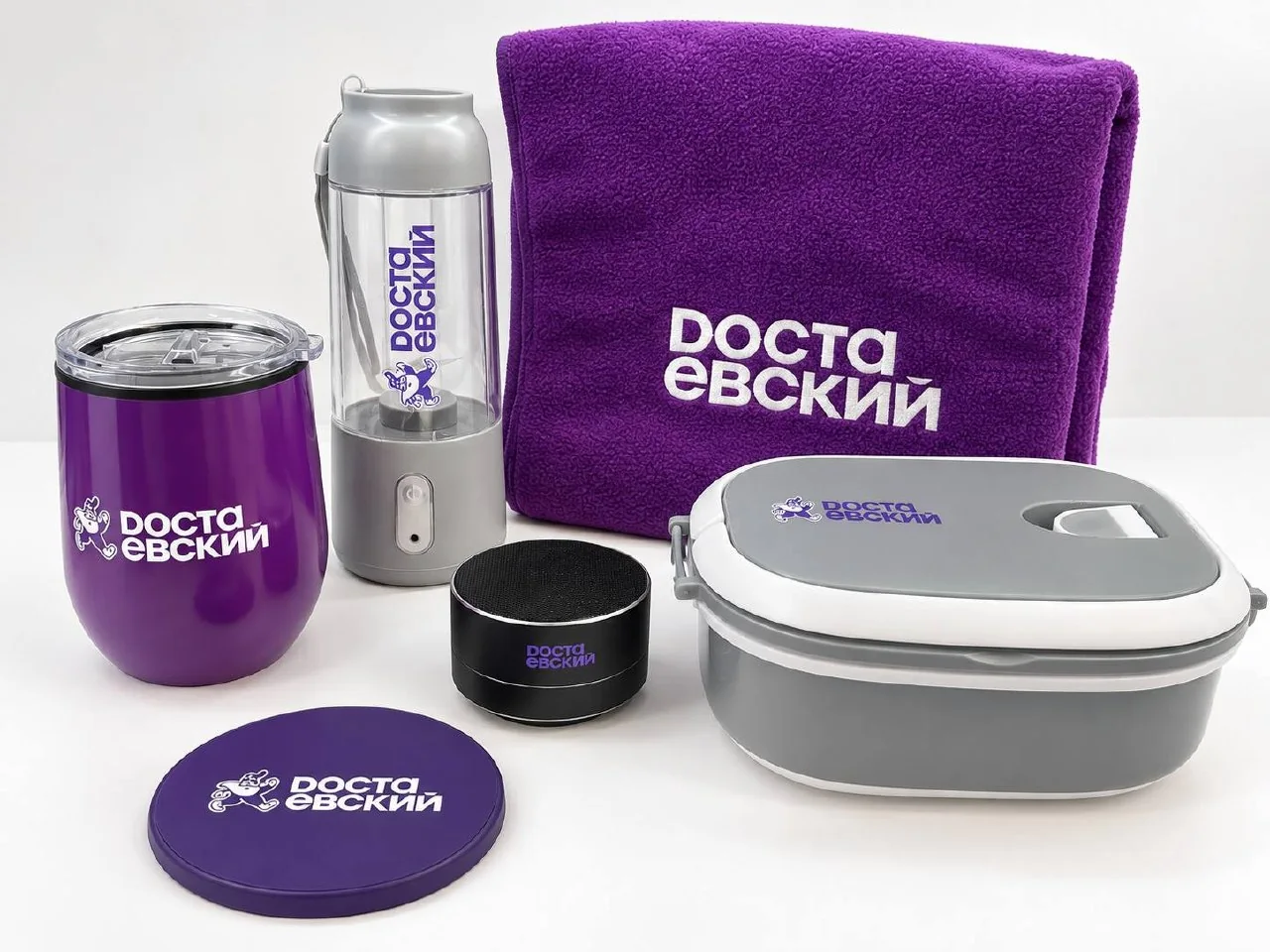 Корпоративный мерч Dostaевского