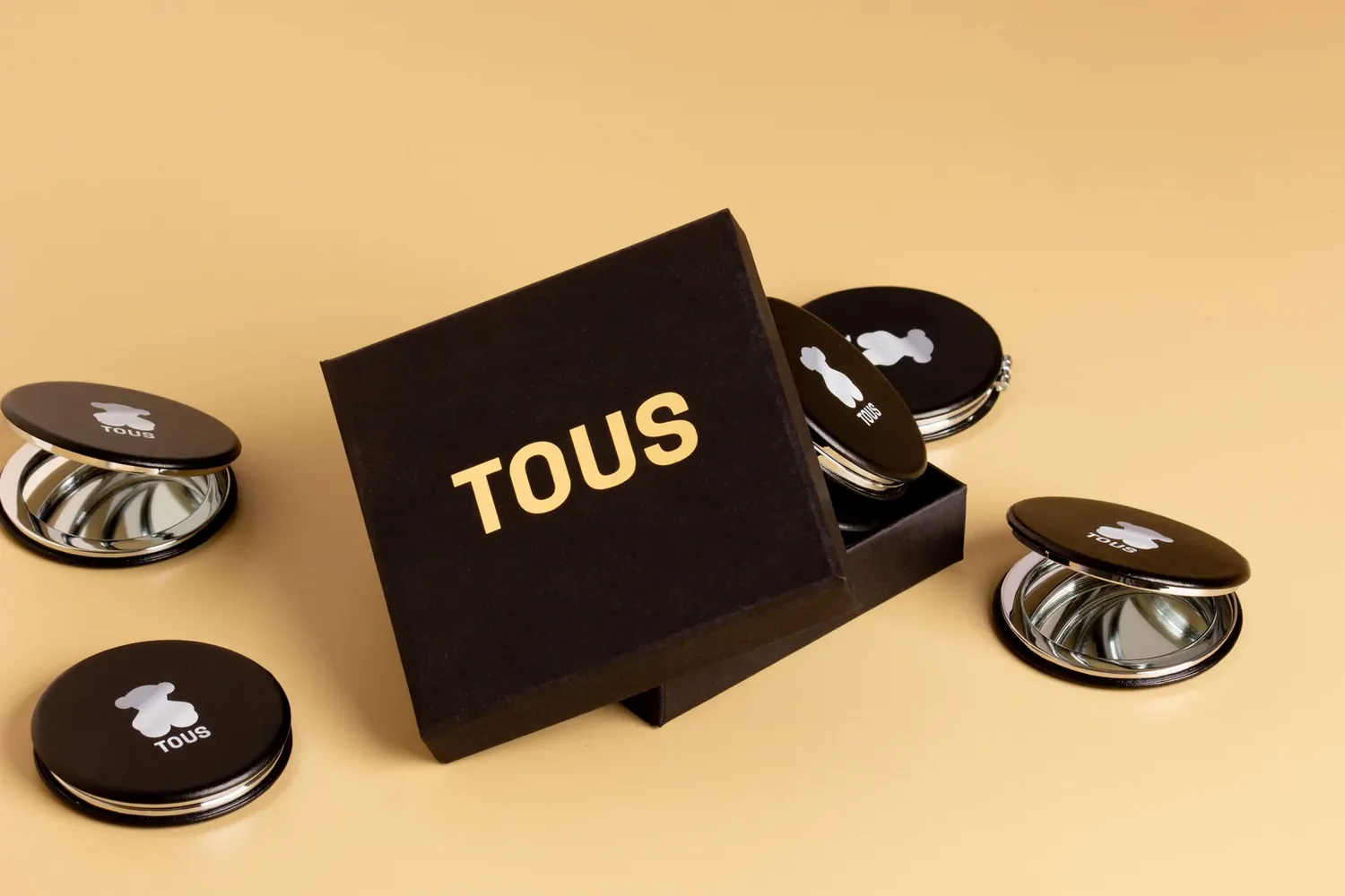 Подарок за покупку TOUS