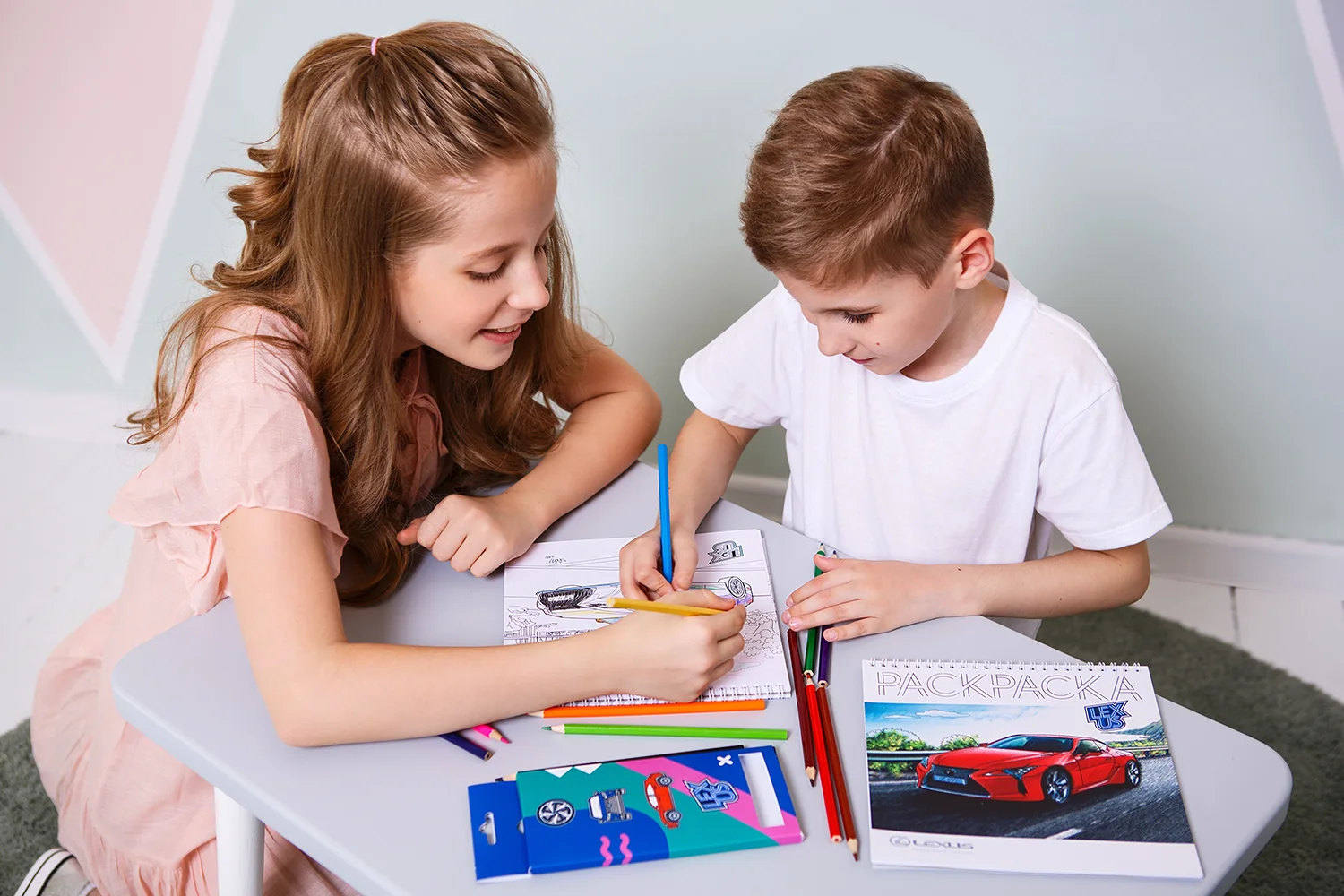 Дети рисуют Lexus Kids